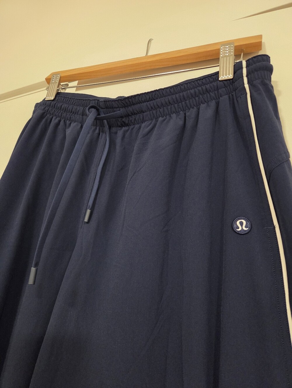 Lululemon Court Rival Track Pant - Picture 4 of 7